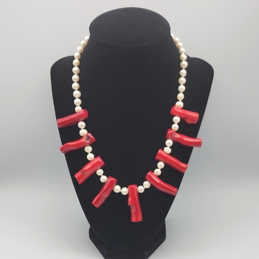 7-8mm Natural White Pearl & Irregular Branch Red Coral Bead Pendant Necklace 18"